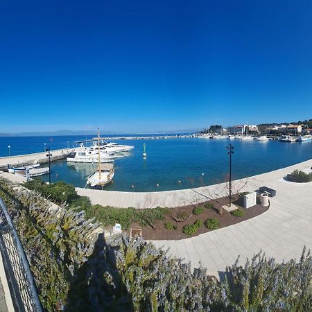 Apartmani Totic Malinska Exteriör bild