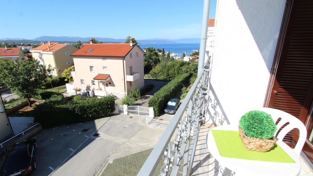 Apartmani Totic Malinska Exteriör bild