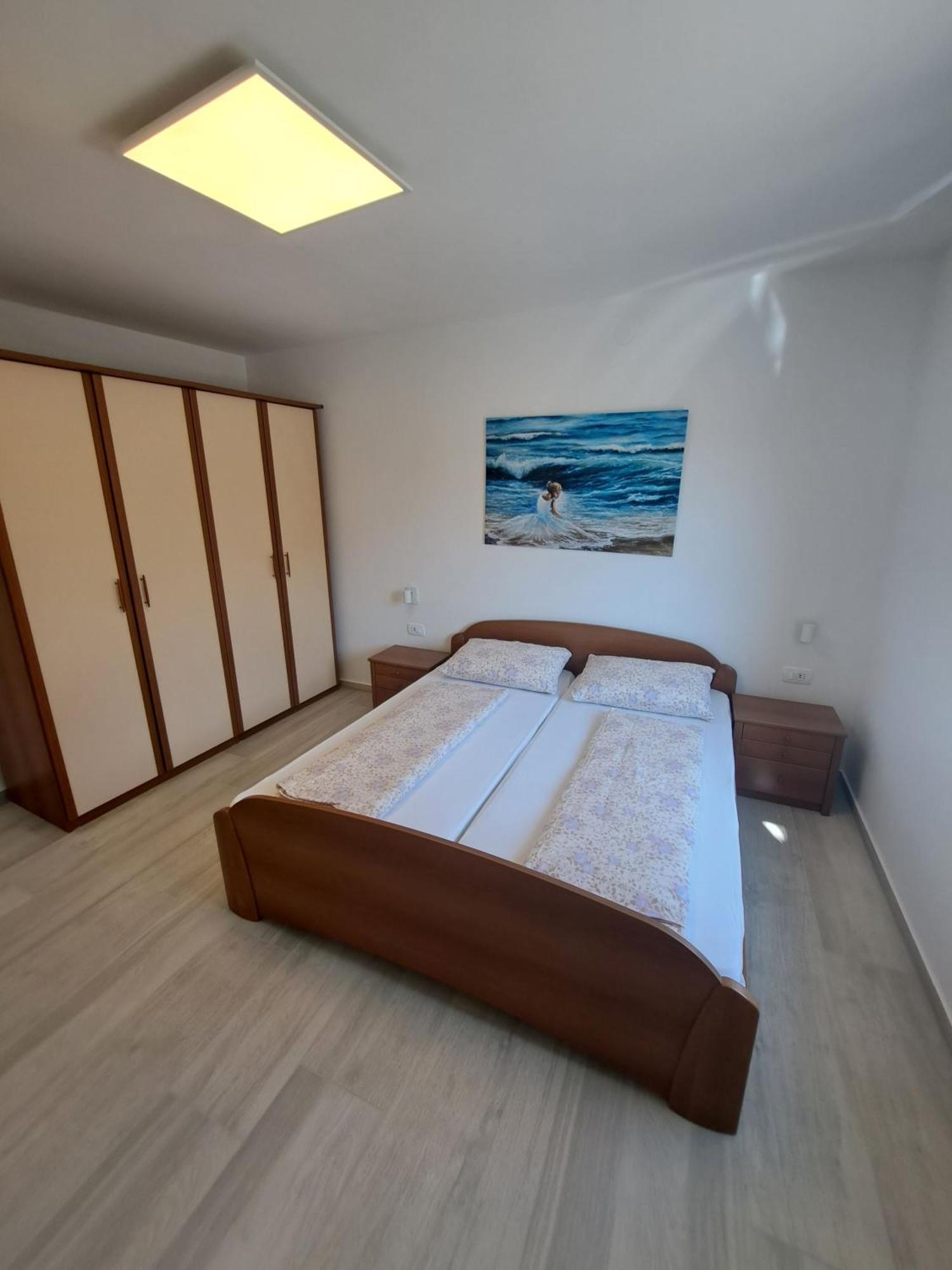 Apartmani Totic Malinska Exteriör bild