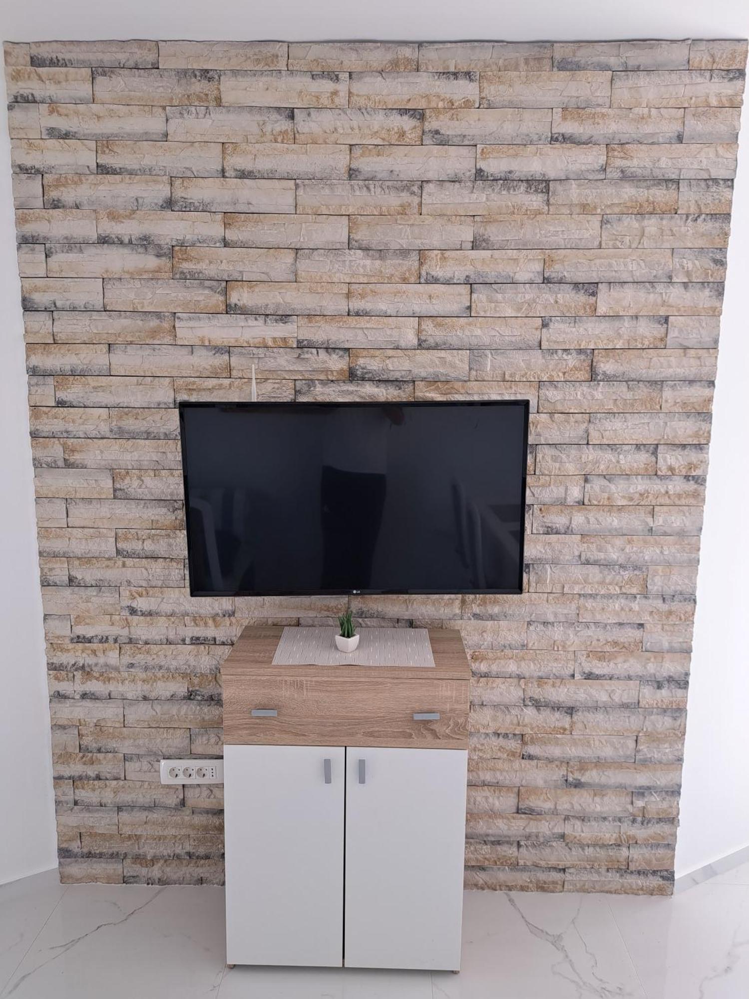 Apartmani Totic Malinska Exteriör bild