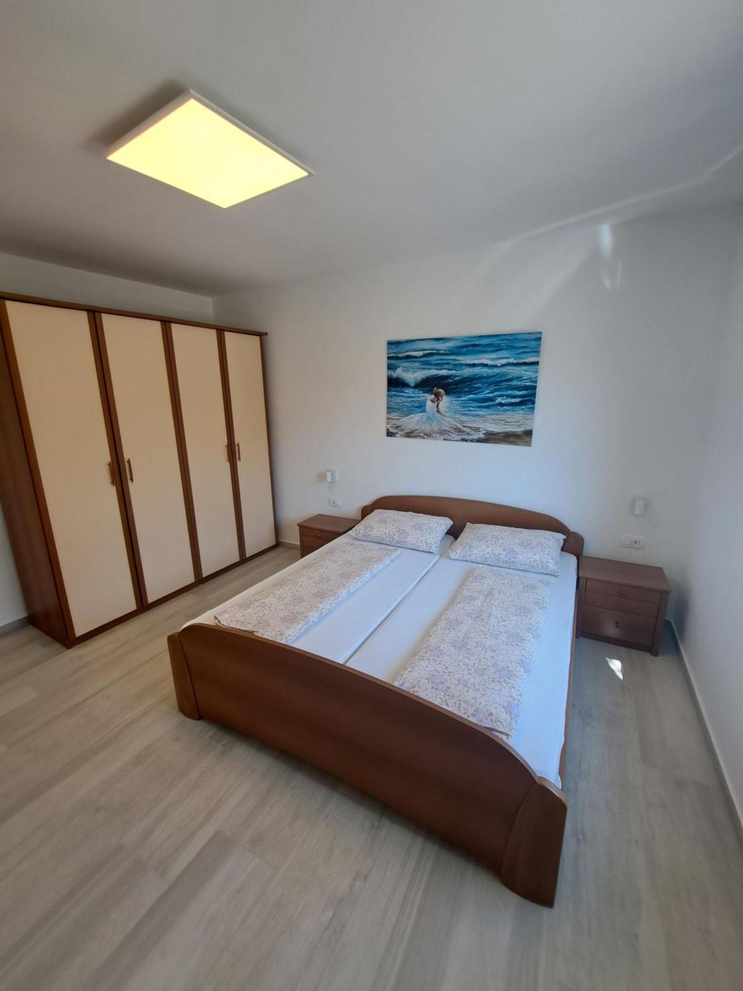 Apartmani Totic Malinska Exteriör bild