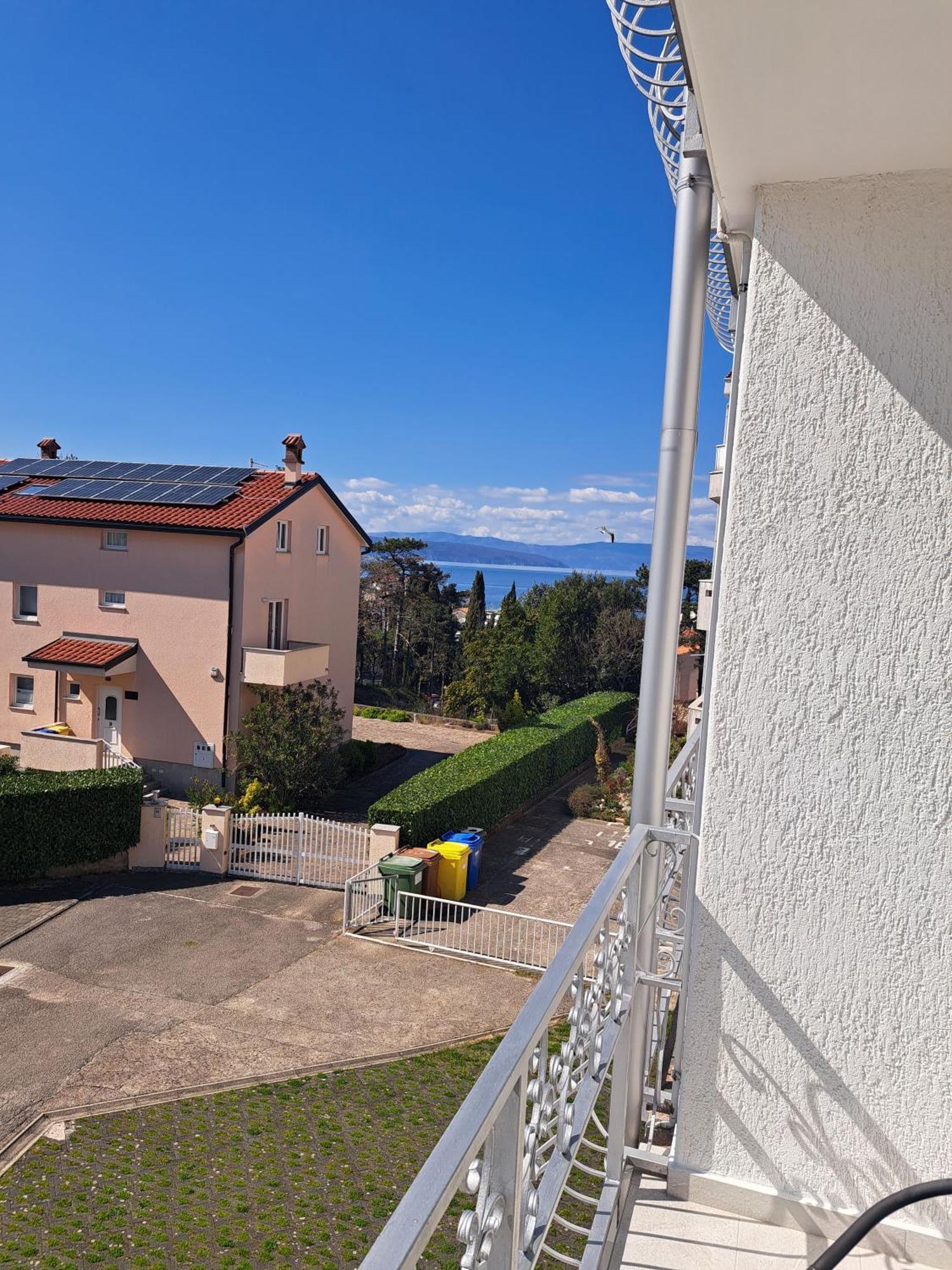 Apartmani Totic Malinska Exteriör bild