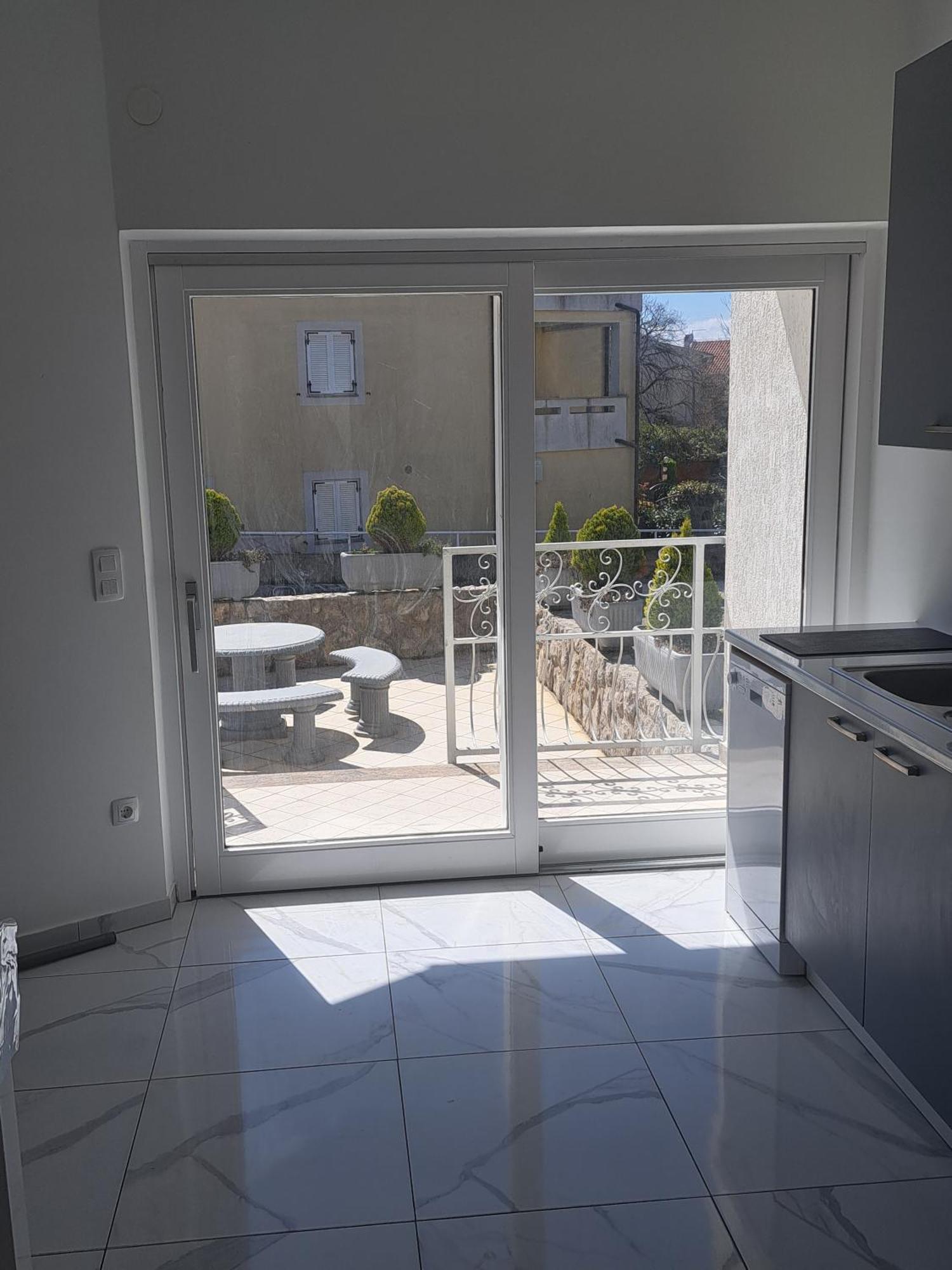 Apartmani Totic Malinska Exteriör bild